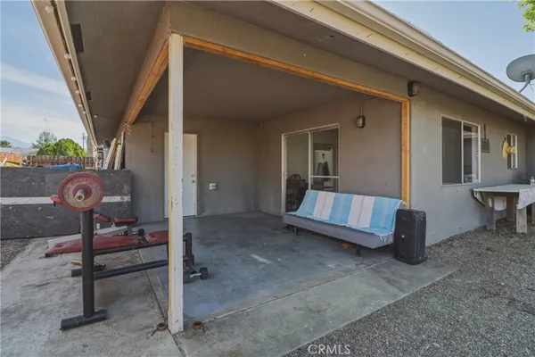 $419,900 | 661 South Carmalita Street, Hemet, CA 92543