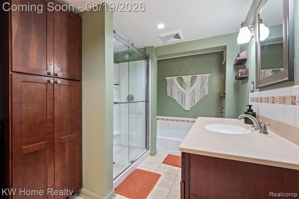 4474 5 Lakes Road North Branch, MI 48461 - Photo 13 of 36