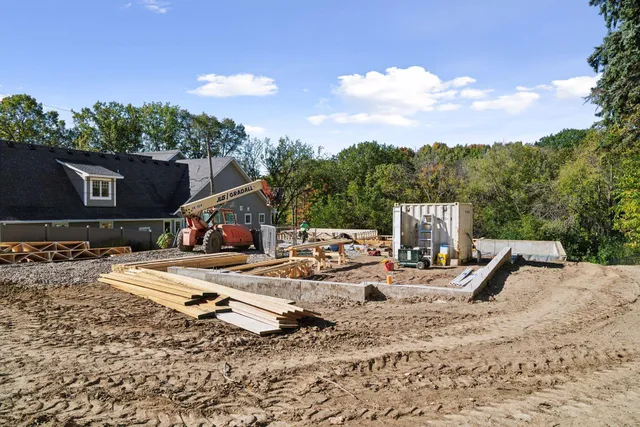 $3,197,500 | 105 Queensland Lane North, Plymouth, MN 55447