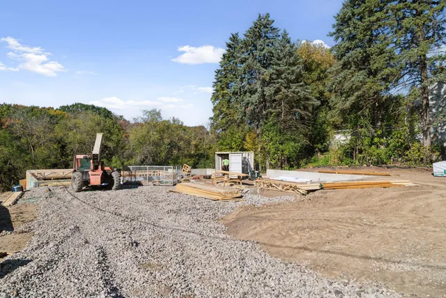 $3,197,500 | 105 Queensland Lane North, Plymouth, MN 55447