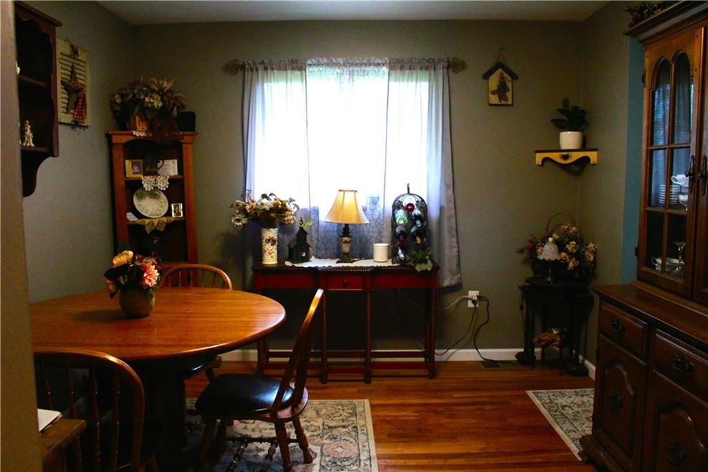 1020 Ridge Road Ambridge, PA 15003 - Photo 17 of 25 Dining room