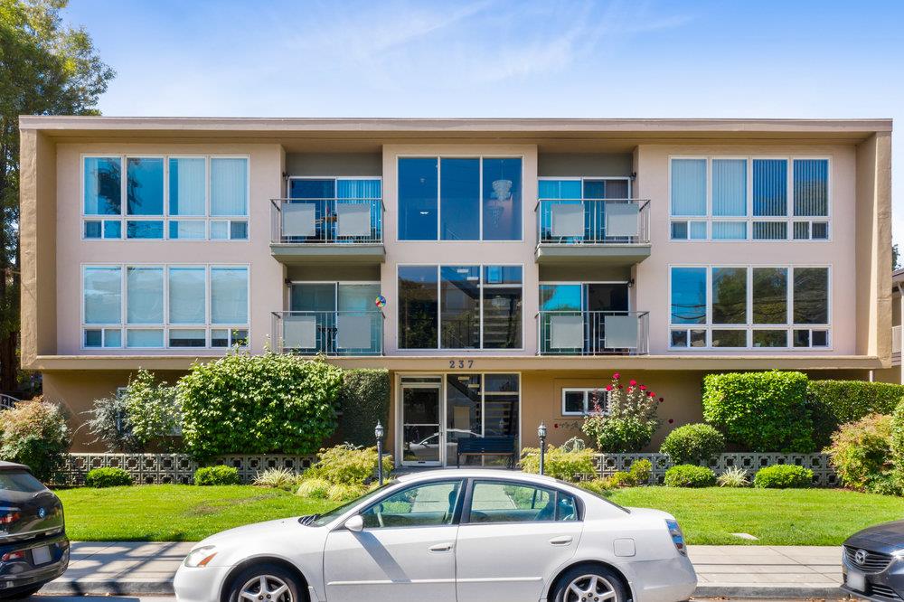 237 Elm Street San Mateo, CA 94401 - Photo 2 of 34
