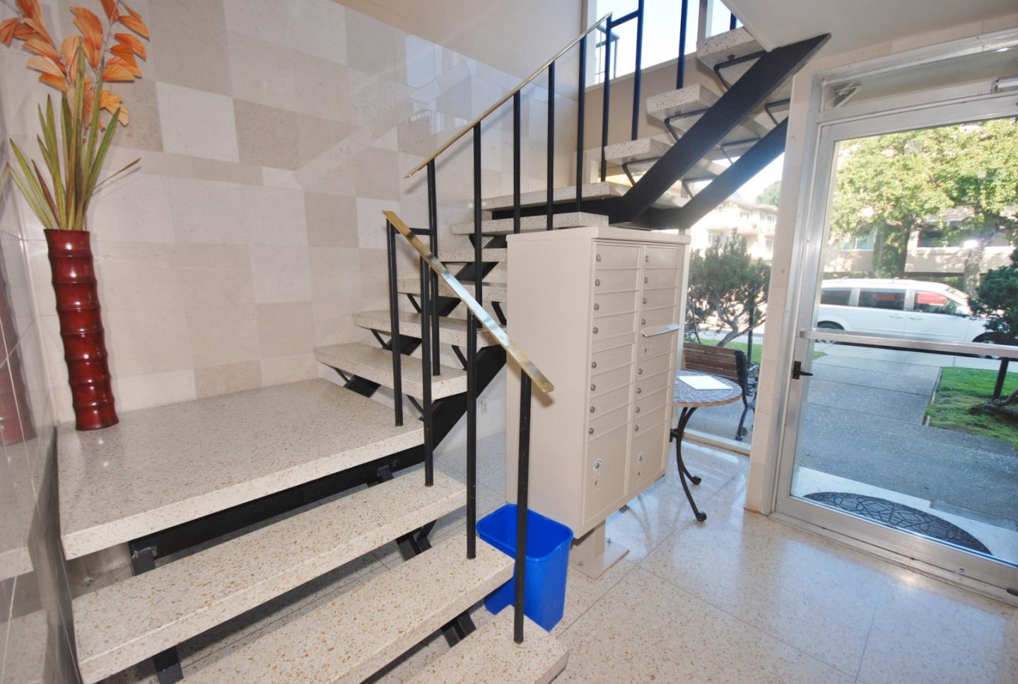 237 Elm Street San Mateo, CA 94401 - Photo 14 of 34