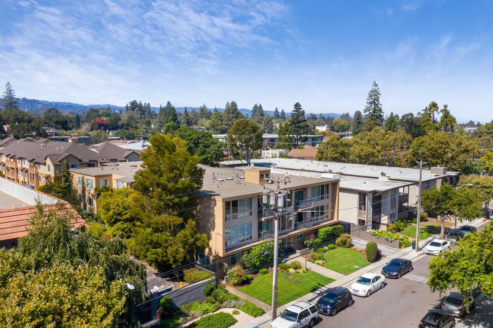 237 Elm Street San Mateo, CA 94401 - Photo 4 of 34