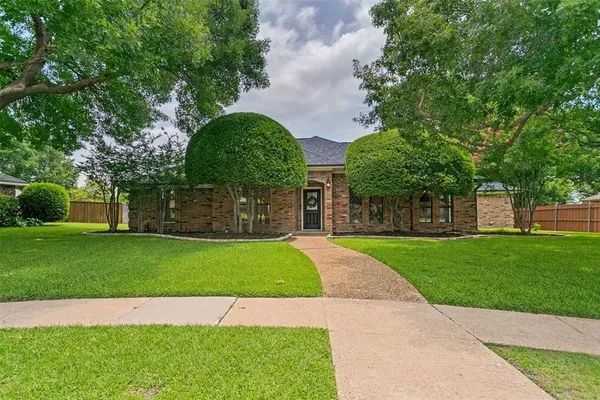 $525,000 | 1204 Syracuse Circle, Plano, TX 75075