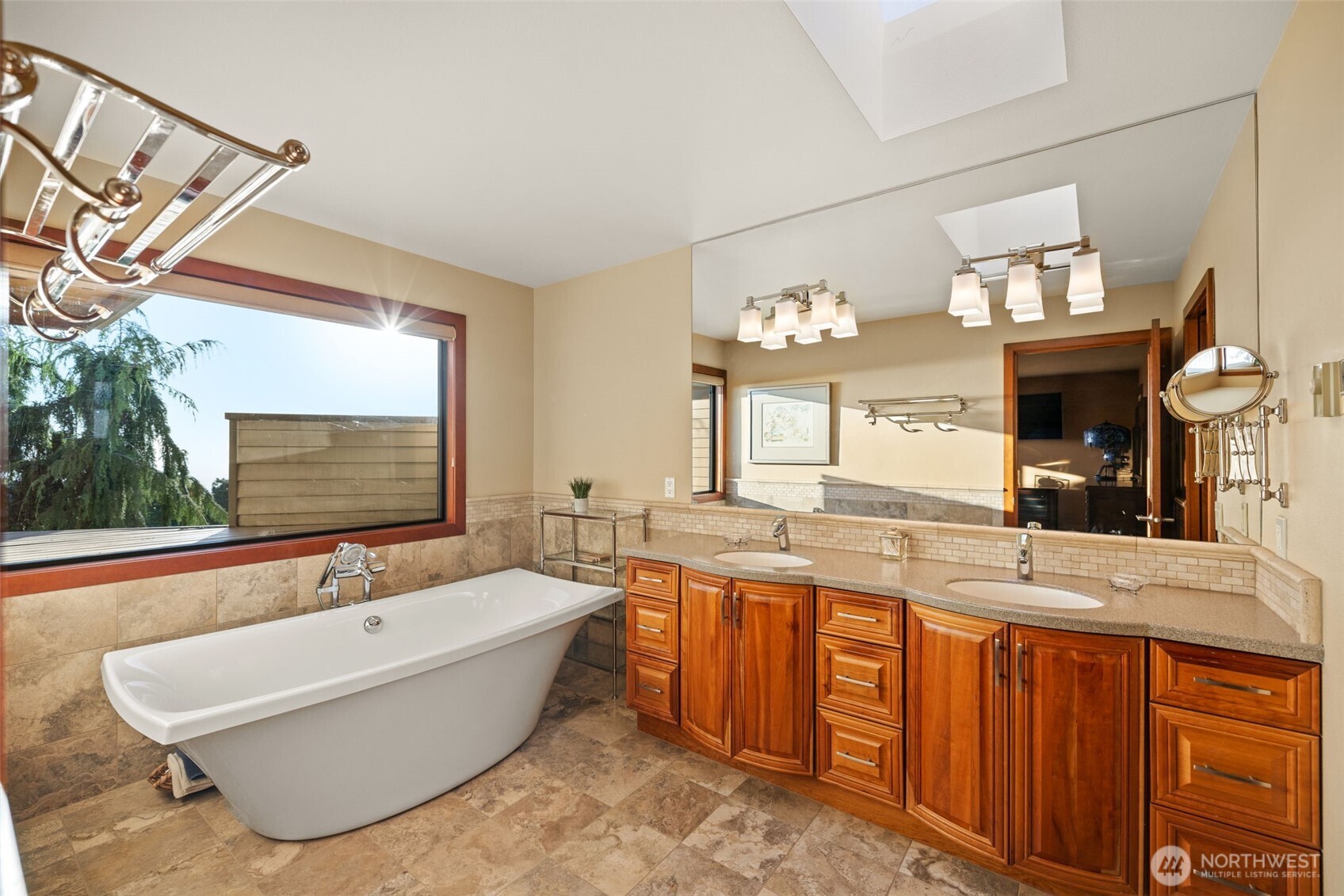 13705 68th Avenue West Edmonds, WA 98026 - Photo 32 of 40
