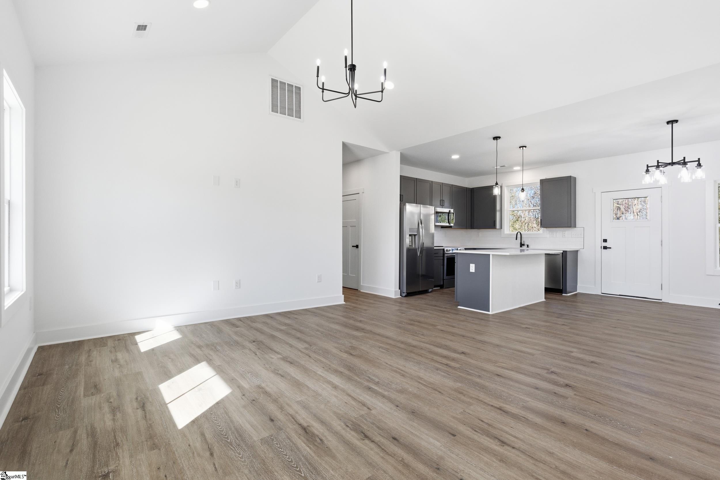 41 Gunter Road Piedmont, SC 29673 - Photo 11 of 33