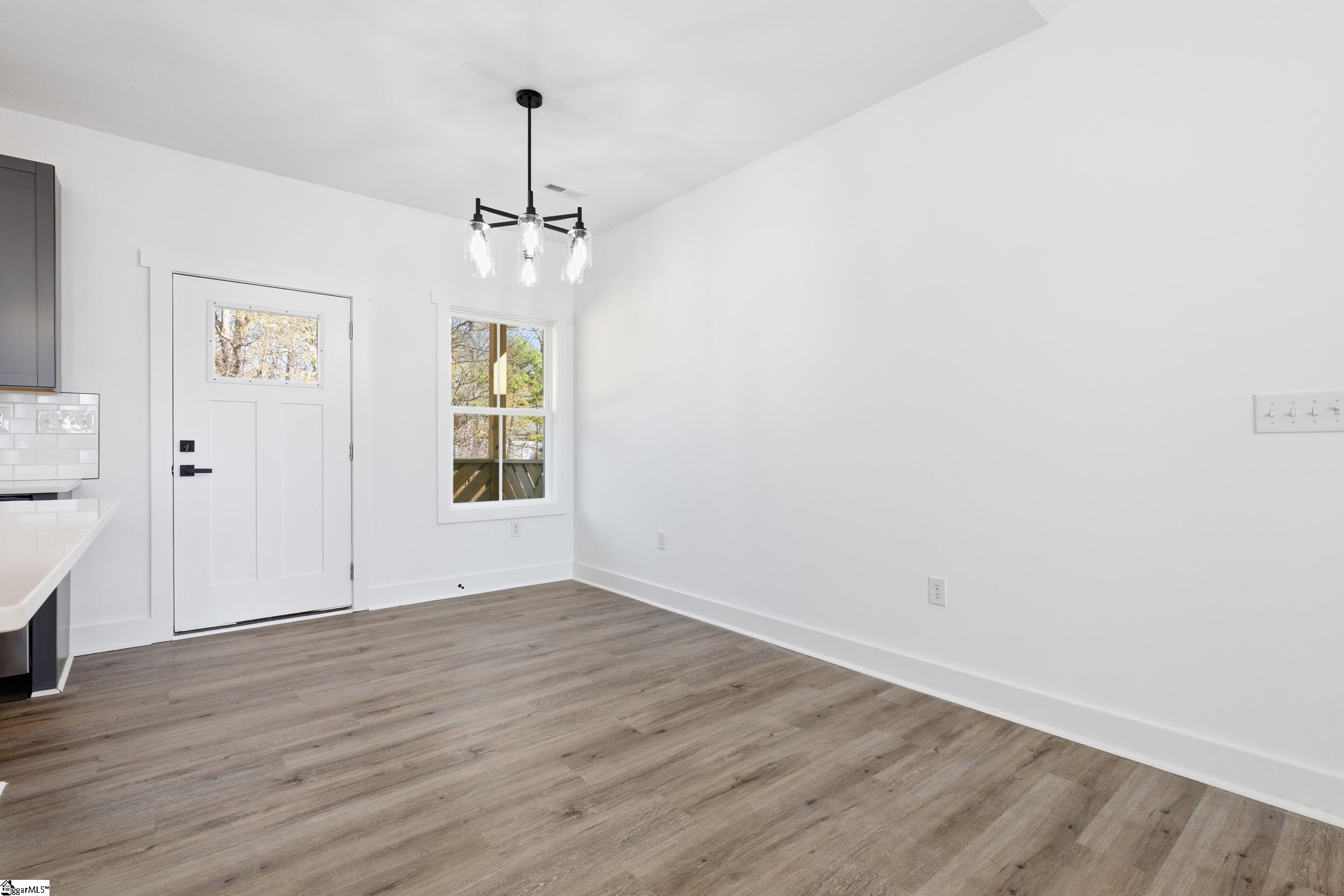 41 Gunter Road Piedmont, SC 29673 - Photo 12 of 33