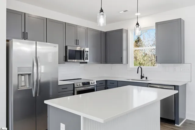 $425,000 | 41 Gunter Road, Piedmont, SC 29673