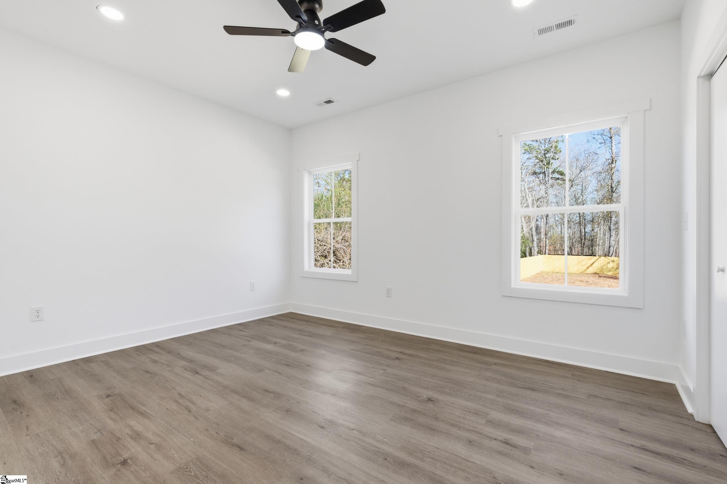 41 Gunter Road Piedmont, SC 29673 - Photo 16 of 33