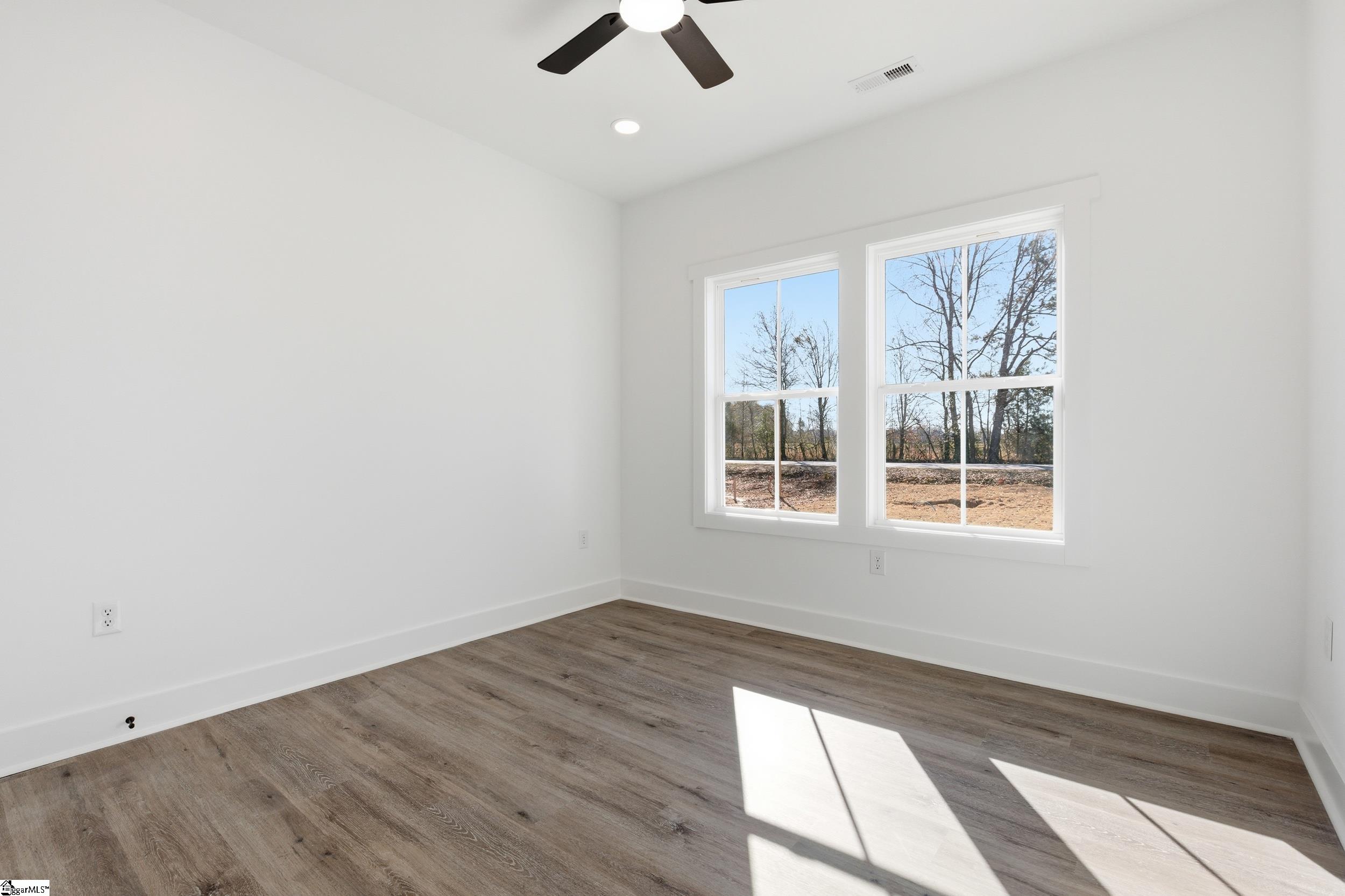 41 Gunter Road Piedmont, SC 29673 - Photo 19 of 33