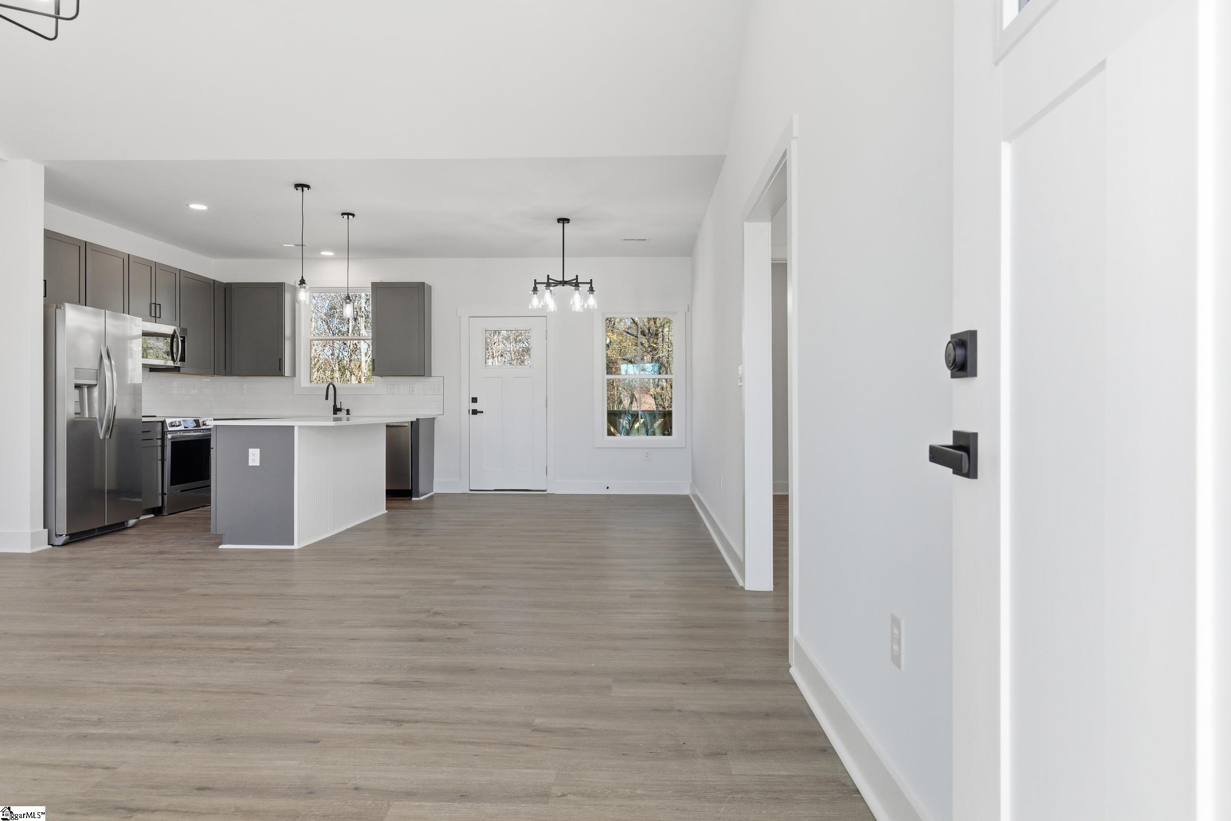 41 Gunter Road Piedmont, SC 29673 - Photo 9 of 33