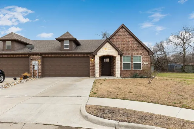 $274,900 | 103 Tate Lane, Greenville, TX 75402