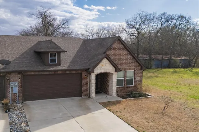 $274,900 | 103 Tate Lane, Greenville, TX 75402