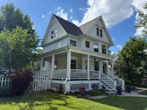 $424,900 | 431 North Milwaukee Street, Port Washington, WI 53074