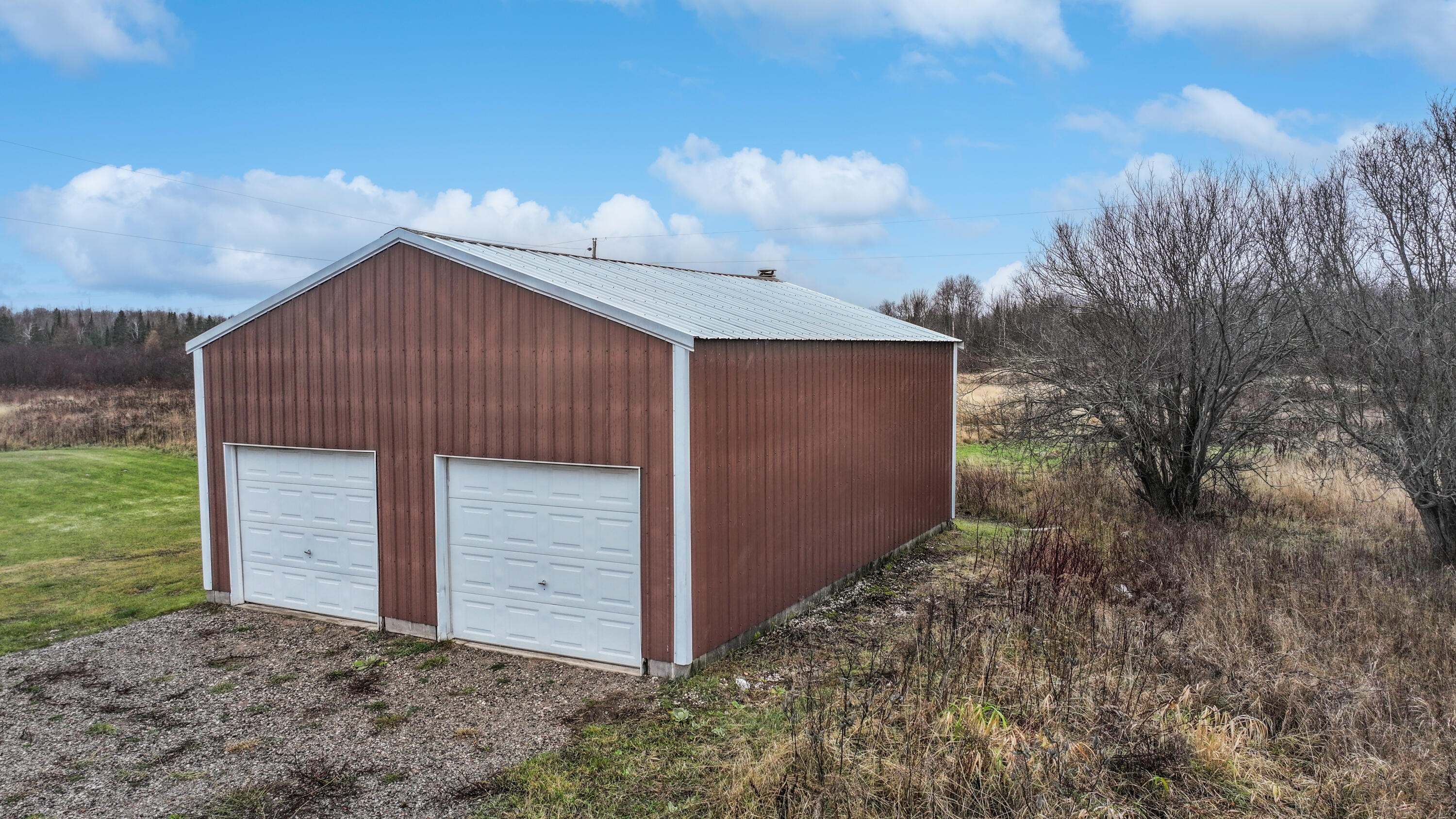 3466 Saint Ignace Road Hessel, MI 49745 - Photo 7 of 29 Gallery Image 7