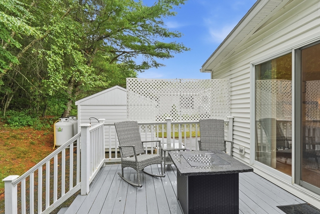 41 Deer Run Brookfield, MA 01506 - Photo 17 of 21