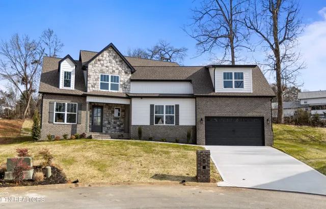 $674,900 | 4542 Christine Lynnae Street, Knoxville, TN 37938