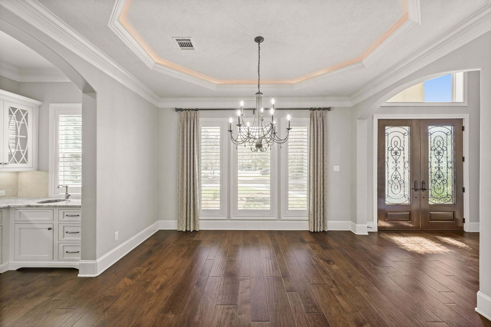 27322 Silver Jade Court Spring, TX 77386 - Photo 7 of 45 Elegant Formal Dining room with Butlers Pantry.