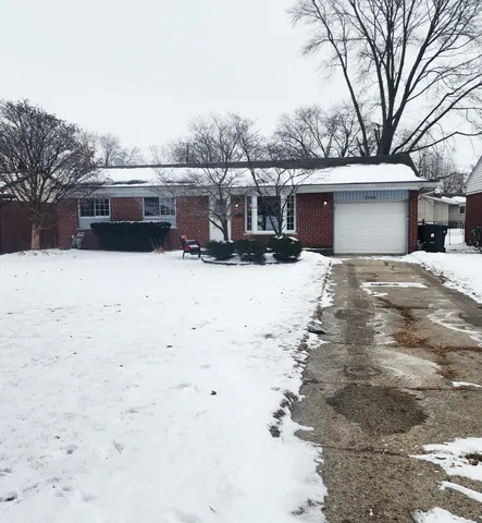 $250,000 | 39400 Roslyn Drive, Sterling Heights, MI 48313