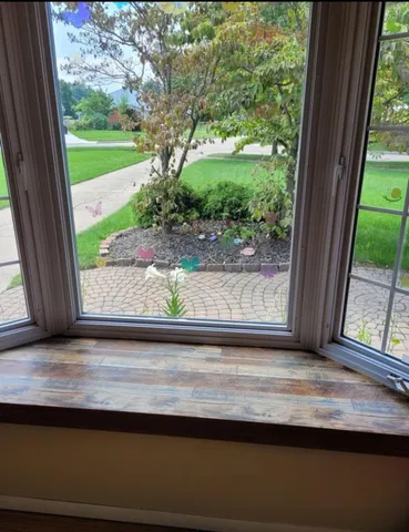 $250,000 | 39400 Roslyn Drive, Sterling Heights, MI 48313