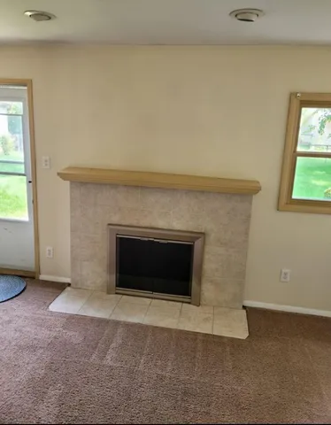 $250,000 | 39400 Roslyn Drive, Sterling Heights, MI 48313