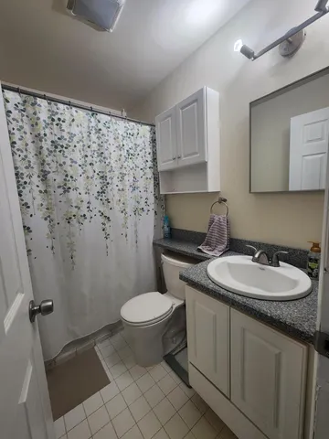 $250,000 | 39400 Roslyn Drive, Sterling Heights, MI 48313