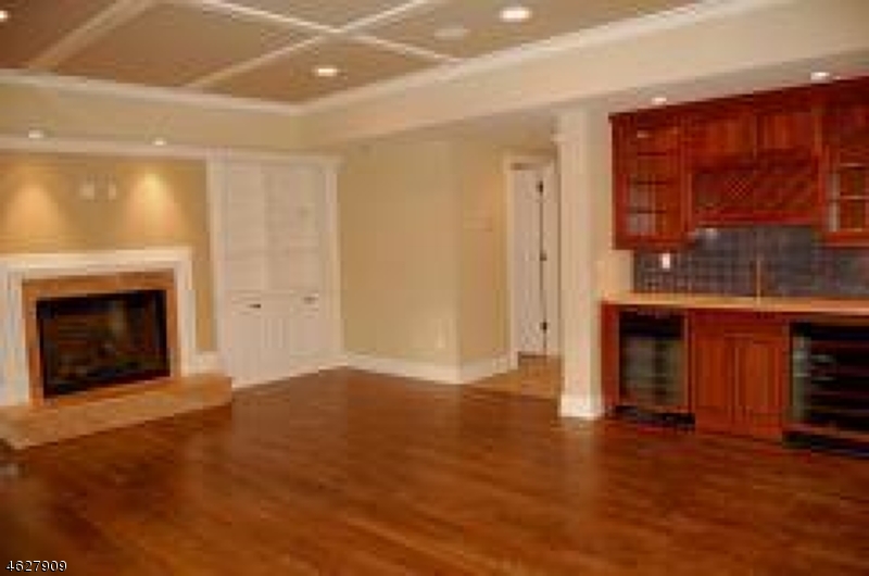12 Howland Terrace, Unit 12 Morristown, NJ 07960 - Photo 4 of 12
