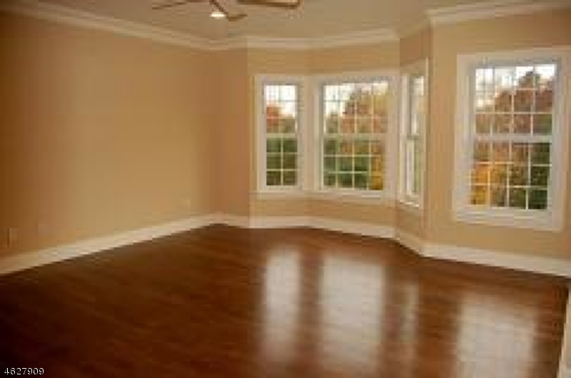 12 Howland Terrace, Unit 12 Morristown, NJ 07960 - Photo 5 of 12