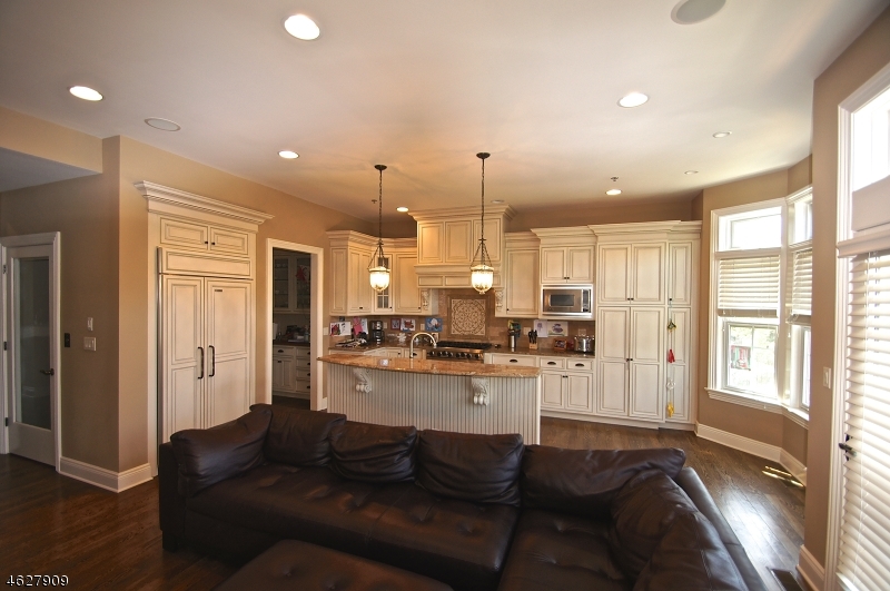 12 Howland Terrace, Unit 12 Morristown, NJ 07960 - Photo 8 of 12