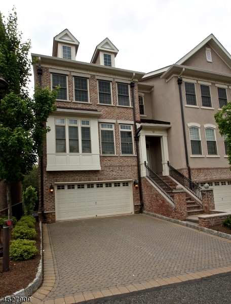12 Howland Terrace, Unit 12 Morristown, NJ 07960 - Photo 10 of 12