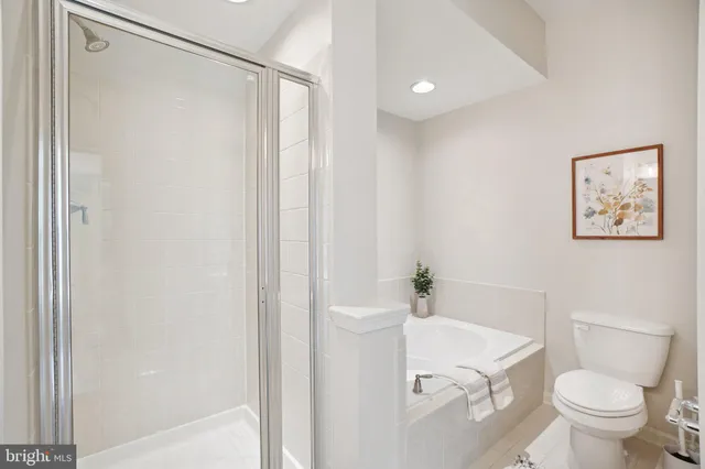 $564,900 | 2506 Hurston Lane, Unit G, Washington, DC 20018