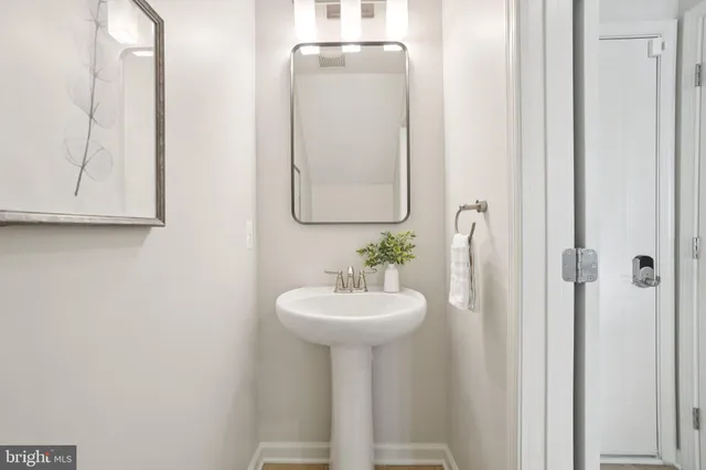 $564,900 | 2506 Hurston Lane, Unit G, Washington, DC 20018