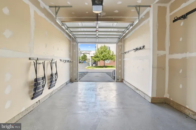 $564,900 | 2506 Hurston Lane, Unit G, Washington, DC 20018