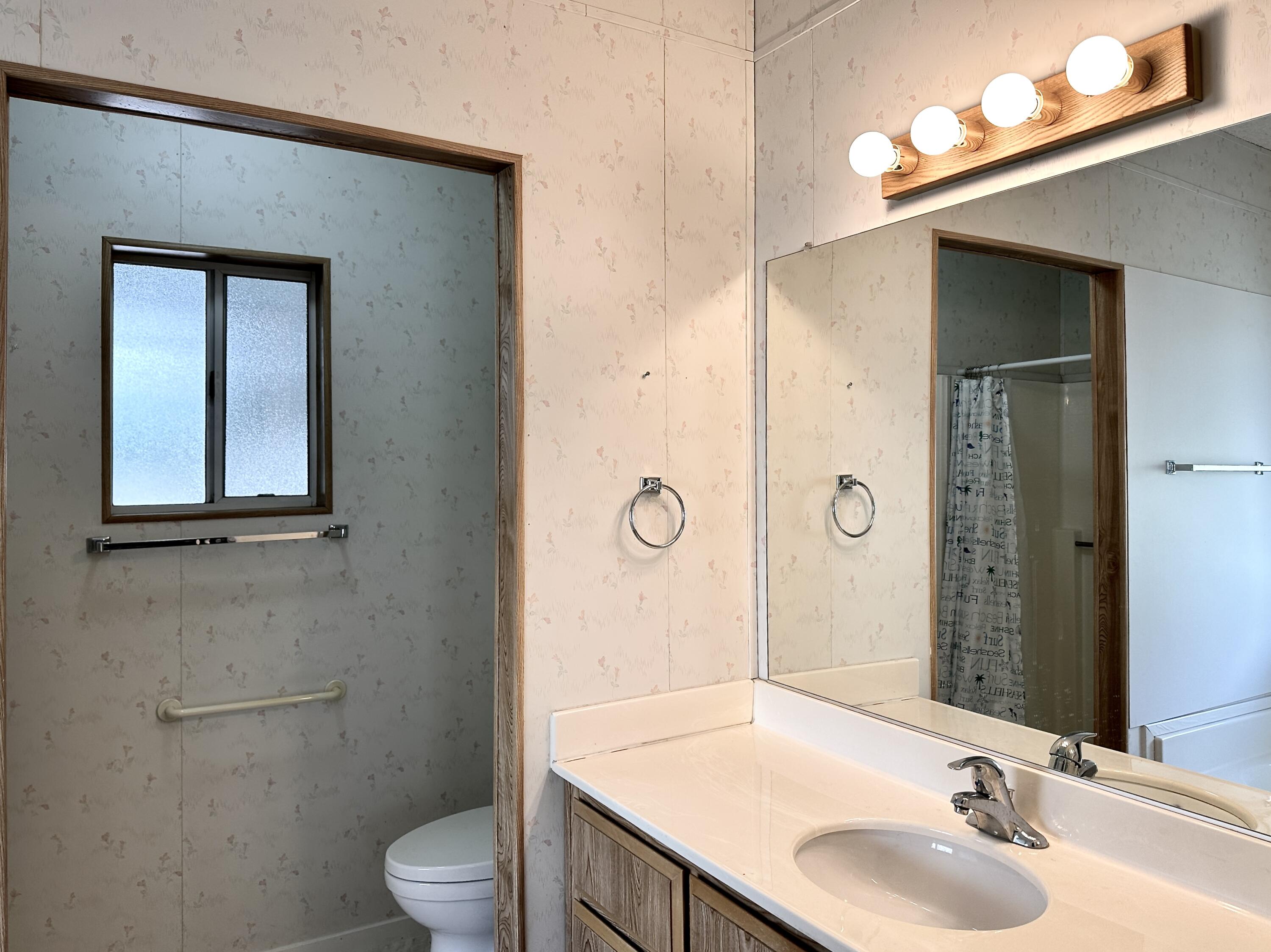 18070 Langlois Road, Unit 220 Desert Hot Springs, CA 92241 - Photo 16 of 30 Primary Bath