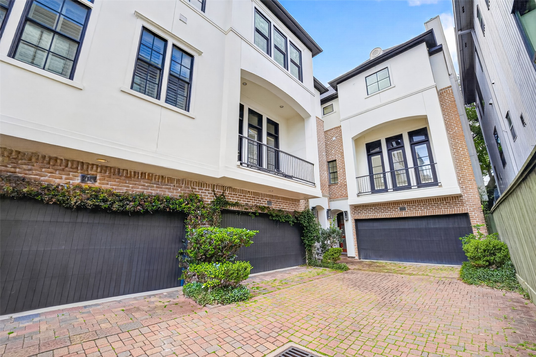 308 West Bell Street Houston, TX 77019 - Photo 1 of 50
