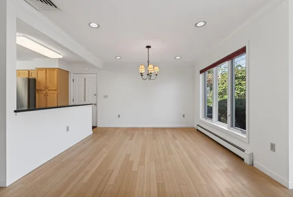 $845,000 | 1 Wildwood Drive, Unit 1, Cape Elizabeth, ME 04107