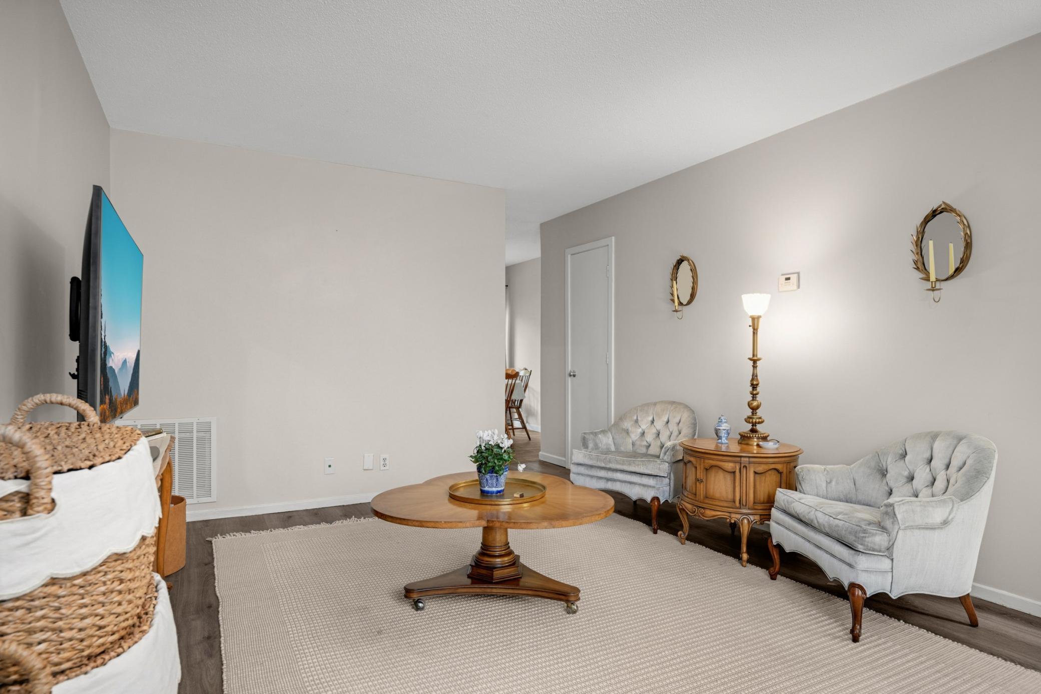 6373 Barrie Road Edina, MN 55435 - Photo 6 of 36