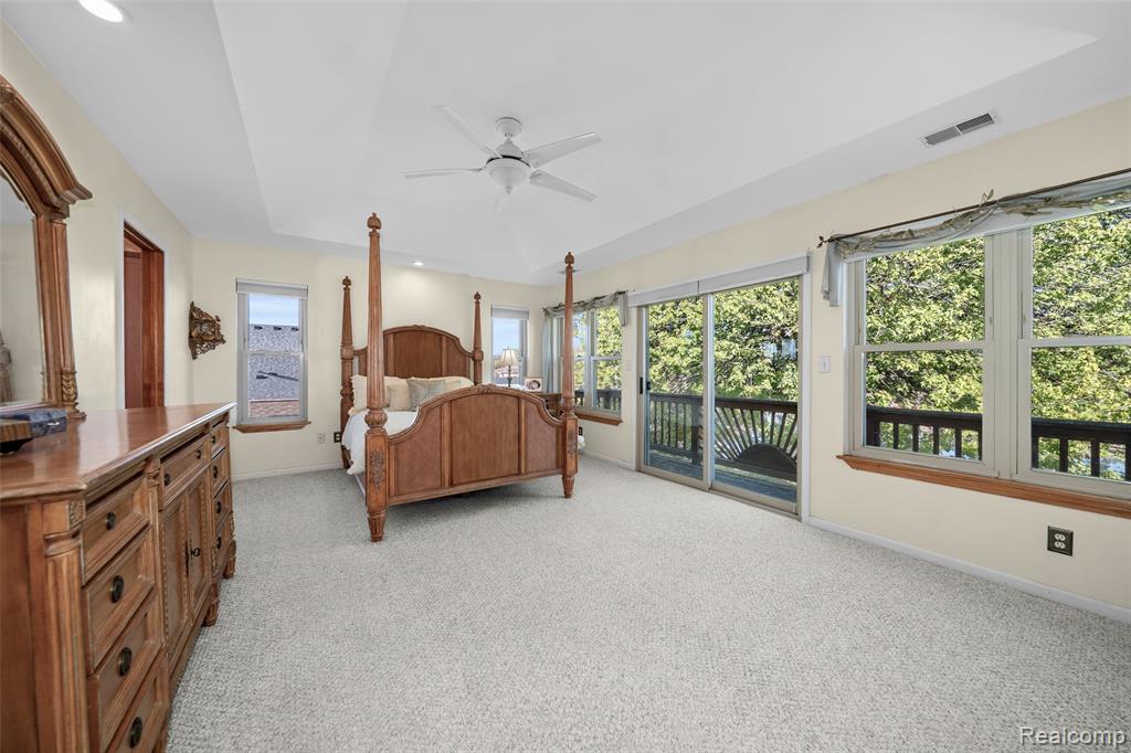 7214 Cardinal Road Algonac, MI 48001 - Photo 8 of 50