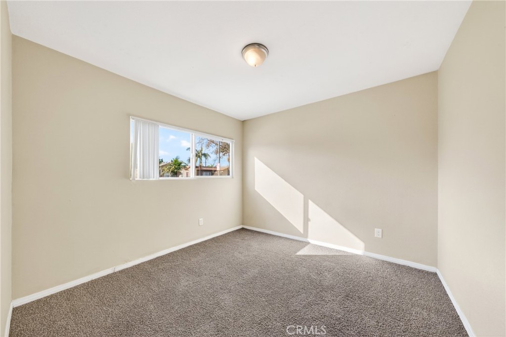 1905 East Palmer Street Compton, CA 90221 - Photo 6 of 32