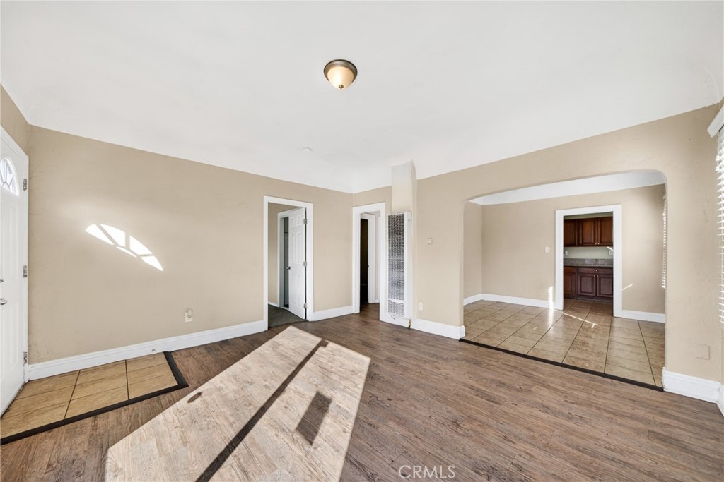 1905 East Palmer Street Compton, CA 90221 - Photo 10 of 32