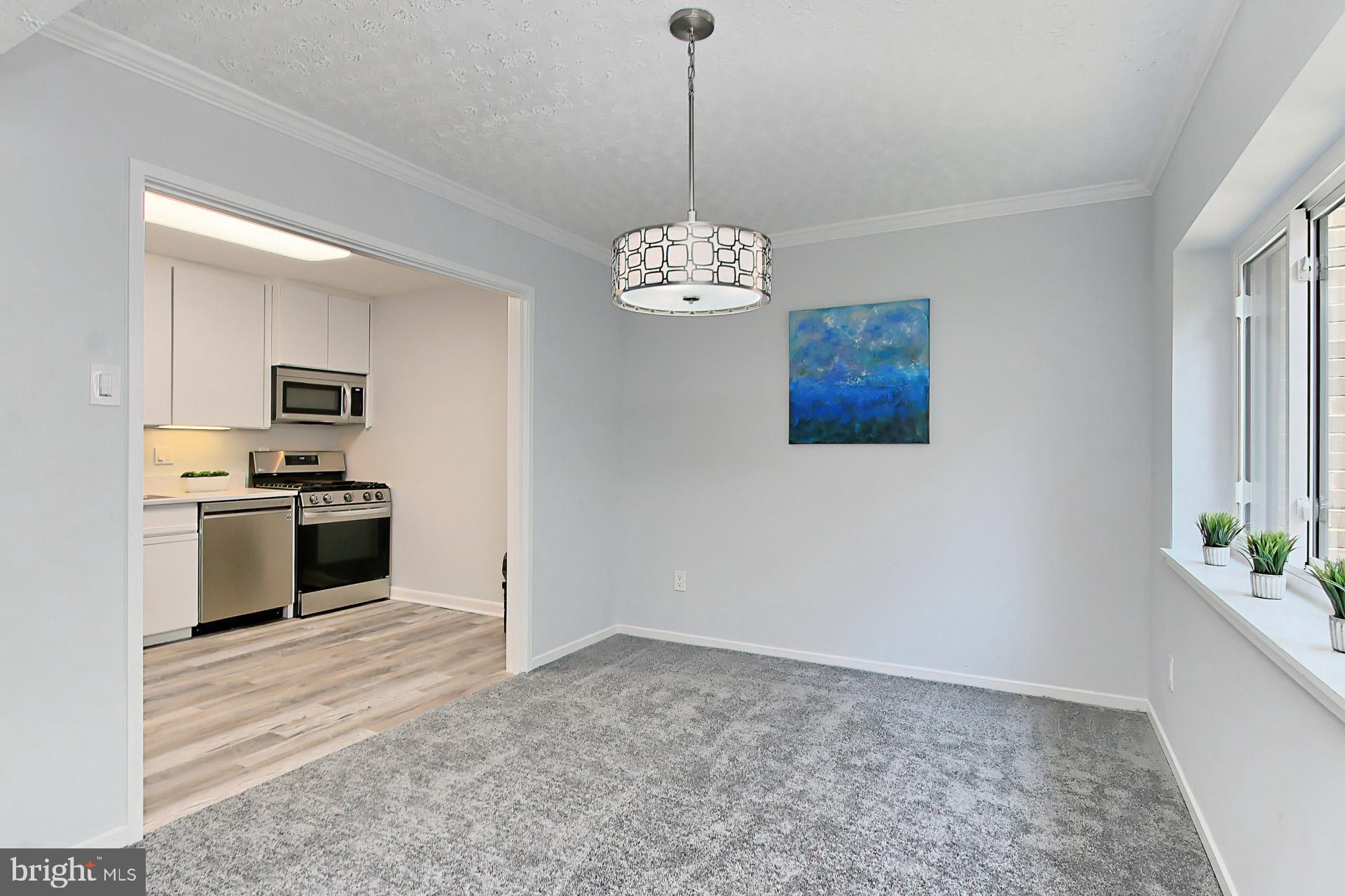 1631 Parkcrest Circle, Unit 300 Reston, VA 20190 - Photo 13 of 38