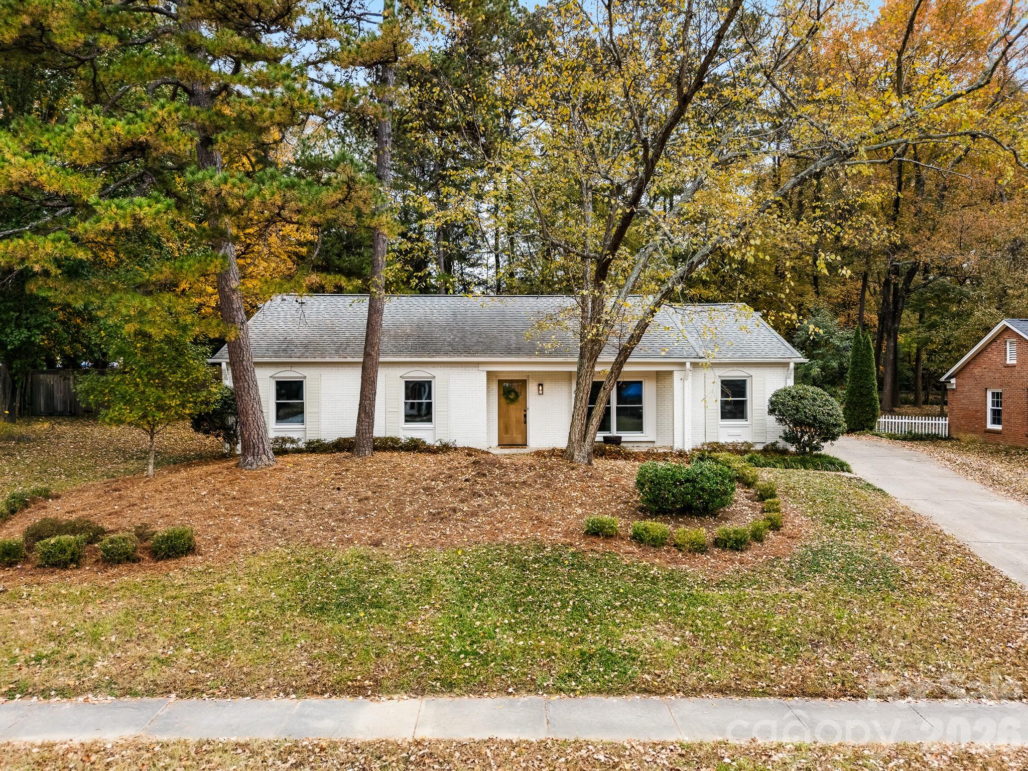 6815 Old Post Road Charlotte, NC 28212 - Photo 2 of 24 Gallery Image 2
