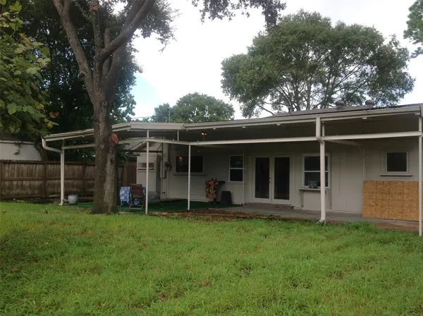 $1,899 | 7427 Tanager Street, Houston, TX 77074