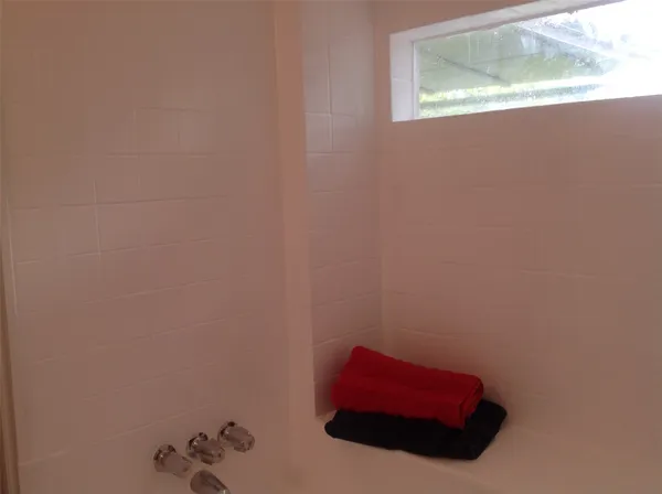 $1,899 | 7427 Tanager Street, Houston, TX 77074