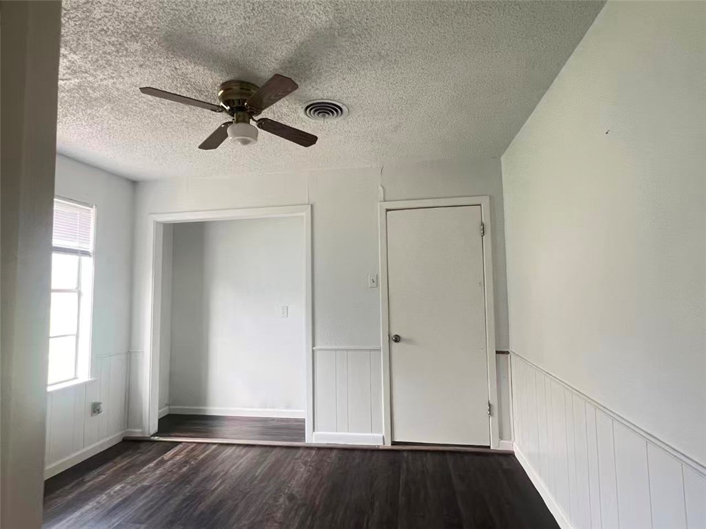 11047 North Dowling Road College Station, TX 77845 - Photo 15 of 23