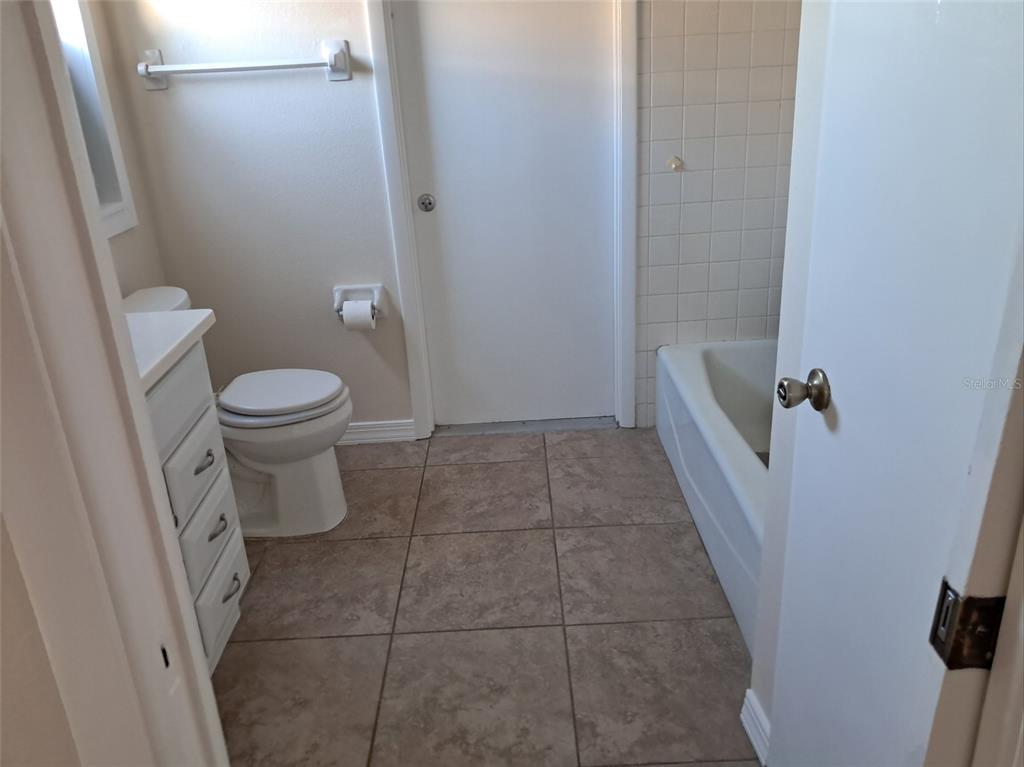 1071 Piedmont Road Venice, FL 34293 - Photo 5 of 7