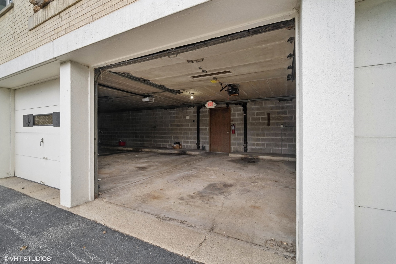 2 North Dee Road, Unit 103 Park Ridge, IL 60068 - Photo 29 of 30 a view of empty room