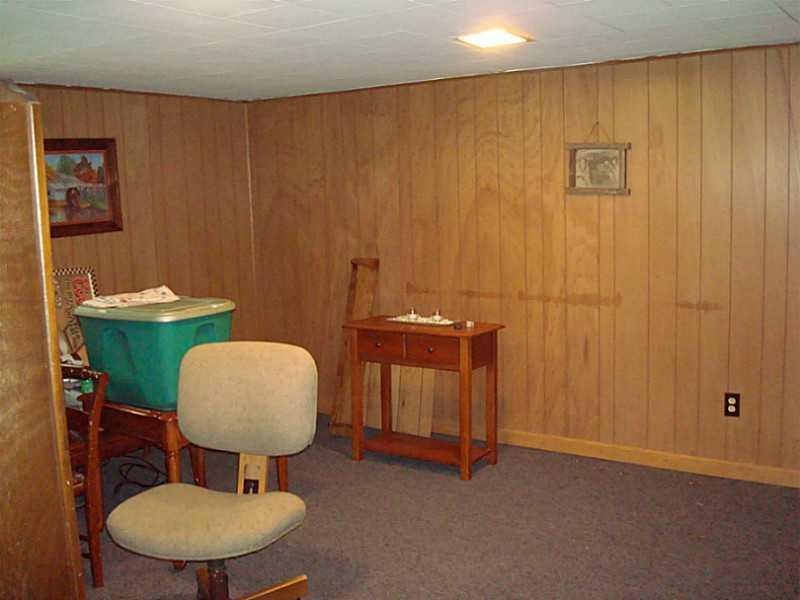 2725 East Thompson Road Indianapolis, IN 46227 - Photo 11 of 16 Gallery Image 11
