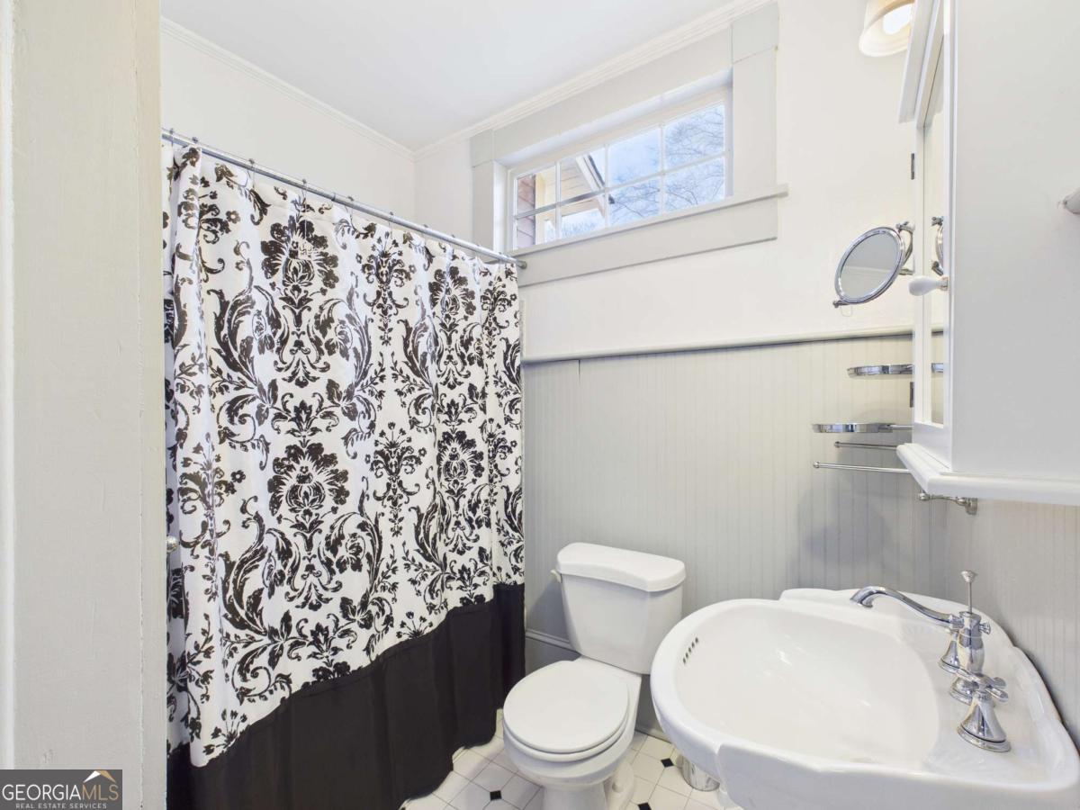 20 Simonton Bridge Road Watkinsville, GA 30677 - Photo 13 of 47 a bathroom with a sink toilet and shower